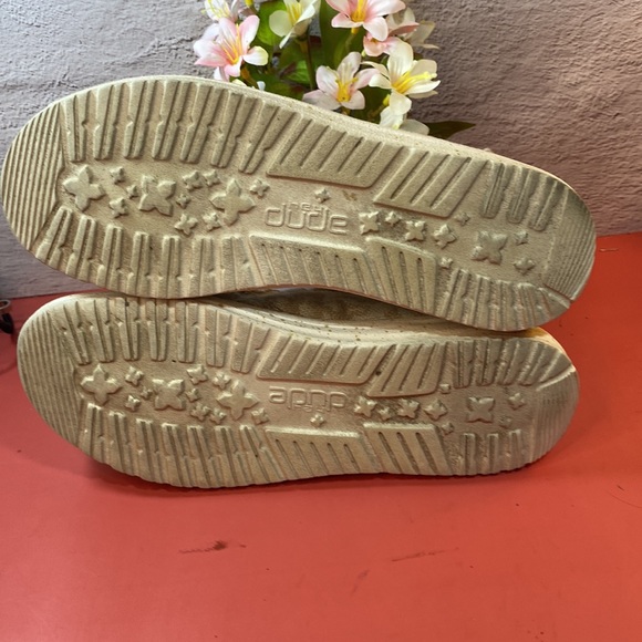 Wos Hey Dude shoes SZ 7 - Picture 5 of 7